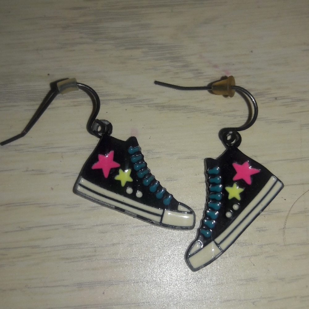 Earings - Picture 2 of 2